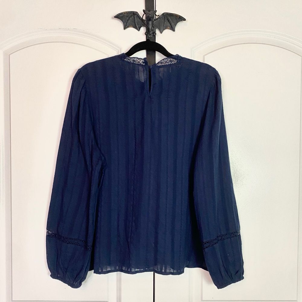 Cottagecore Blouse Navy Blue High Neck Elegant Crochet Lace Accents size 16-18 - Picture 7 of 15